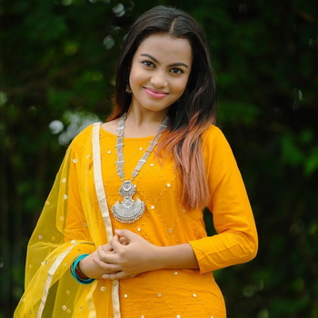 Beauty Khan Biography